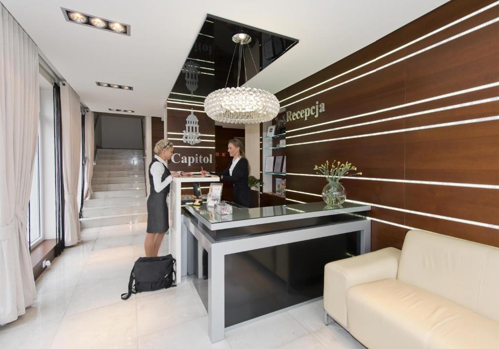 ביאלה פולדאסקה Hotel Capitol מראה חיצוני תמונה