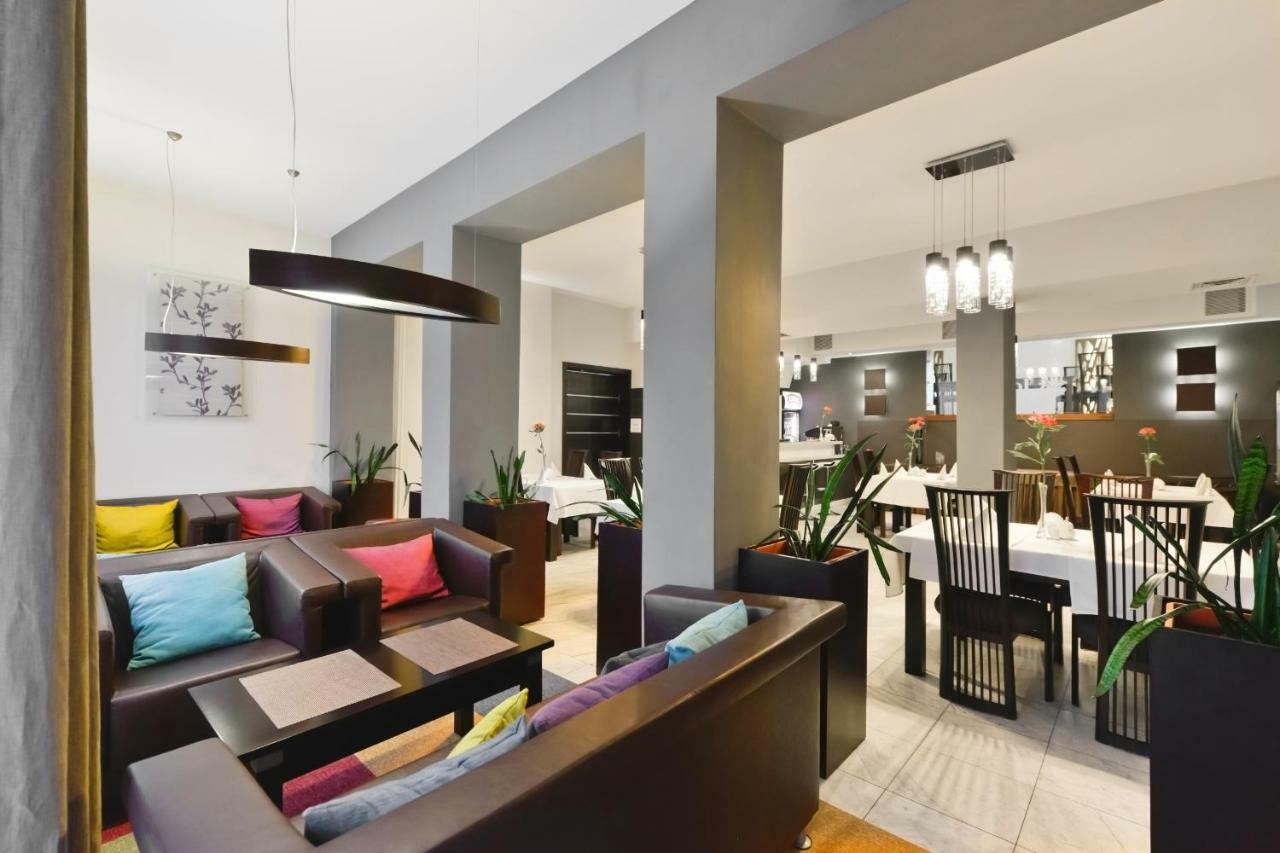 ביאלה פולדאסקה Hotel Capitol מראה חיצוני תמונה